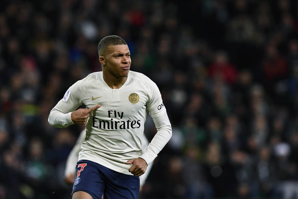 意外！为何韦世豪在邵佳一国足三场热身赛一球未进，原因找到了